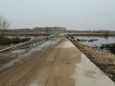 Открыто движение по низководному мосту в Старожиловском районе