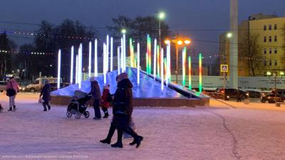 Площадь Победы в Рязани украсил светодинамический фонтан