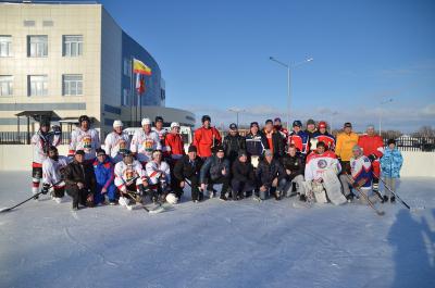 В Спасске на новой хоккейной «коробке» прошёл первый турнир