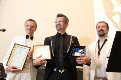 Олег Ковалёв поздравил группу Feelin’s с вручением Международной литературной премии
