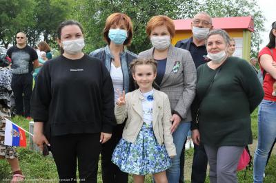 Елена Сорокина поздравила жителей Недостоево с праздником