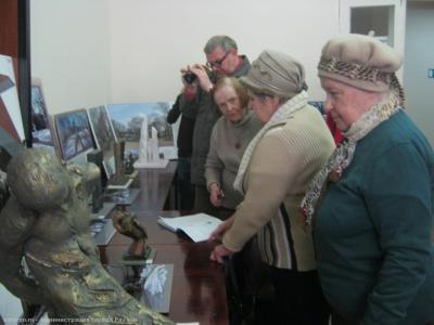 В Рязани открыта выставка эскизов памятника жертвам политических репрессий