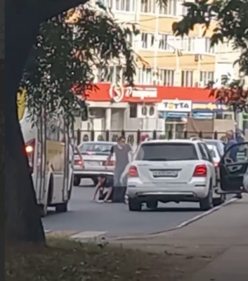 В Рязани на улице Новосёлов произошёл конфликт между тремя мужчинами
