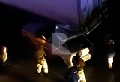 В Канищево легковушка влетела под фуру
