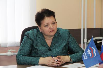 Елена Митина стала соавтором закона о гарантиях компенсаций учителям за ГИА