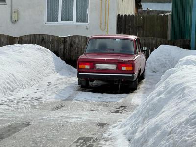 Постановление о штрафах за парковку на придомовых территориях в Заборье пересмотрят