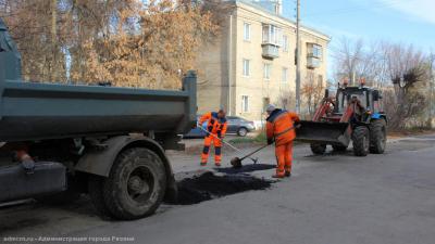 С начала года в Рязани залатали аварийные ямы на 197 улицах