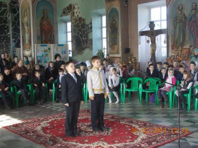 Финалистов православного конкурса чтецов наградили сладкими подарками