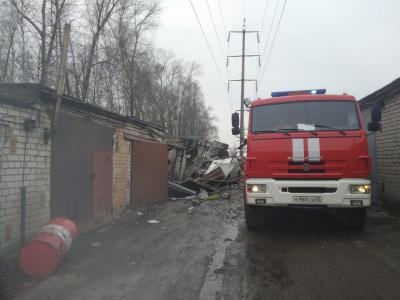 В гараже на окраине Рязани произошёл взрыв газа, пострадали три человека