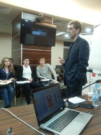 Виталий Ларин встретился с учениками Школы молодёжного предпринимательства