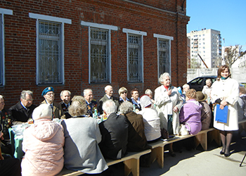 Сотрудники рязанского госпиталя для ветеранов накрыли «Фронтовую поляну»