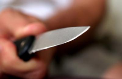 В Ряжском районе внук грозился убить ножом 70-летнего деда