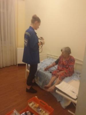 При проверке в рязанском пансионате для пожилых уволили сиделку