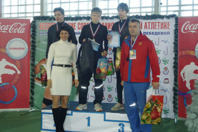 Юные скопинские бегуны одержали две победы на Всероссийских соревнованиях в Волгограде