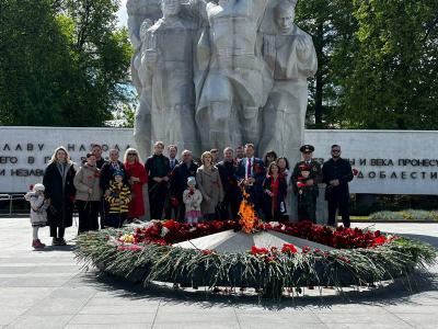 Члены Экспертного совета при рязанском правительстве возложили цветы к Вечному огню