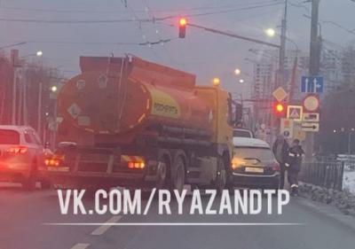 Полиция не подтвердила факт ДТП с бензовозом в Рязани