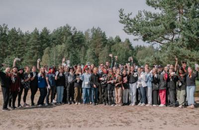 Рязанские волонтёры убрали берега реки Пра