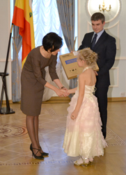 Рязанская школьница получила от Владимира Путина подарок к Новому году