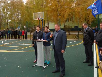 Учащиеся милославской сельской школы опробовали новую спортплощадку