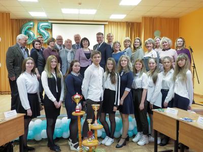 Николай Любимов поучаствовал в юбилее родной школы