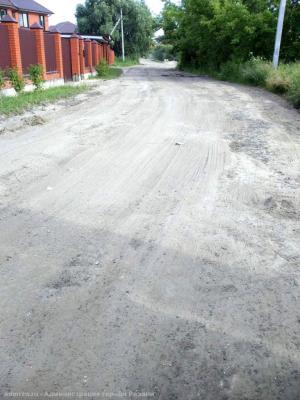 В посёлке Семчино в Рязани провели грейдирование улиц