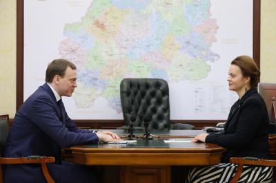Павел Малков пообщался с председателем Госфонда «Защитники Отечества» Анны Цивилевой