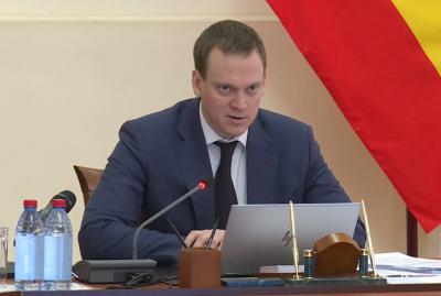 Павел Малков пообещал отремонтировать в регионе 20 школ