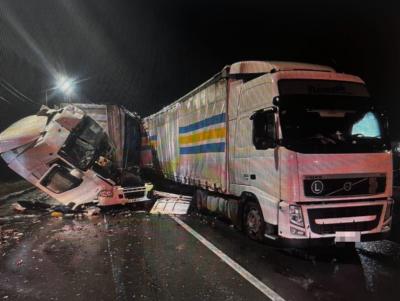 В Рязани пострадал водитель фуры Renault, протаранивший грузовик