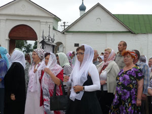 В Успенском соборе Кремля отслужили праздничный молебен во славу Рязани
