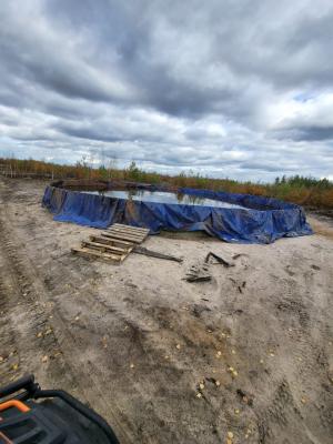 В лесу под Рязанью найден бесхозный бассейн