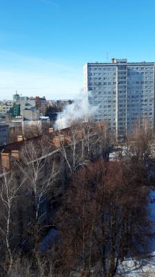 В Рязани на улице Фирсова в многоэтажном доме произошёл пожар