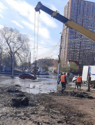 В Рязани залило Касимовское шоссе из-за засора на канализационном коллекторе