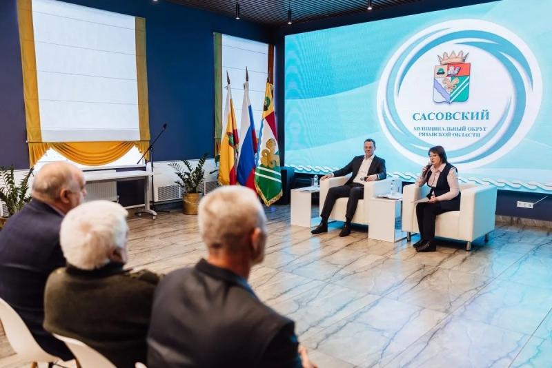 Павел Малков поддержал идею благоустроить сквер Росгвардии в Сасово