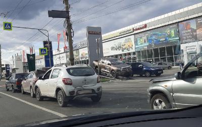 На Московском шоссе в Рязани столкнулись четыре автомашины
