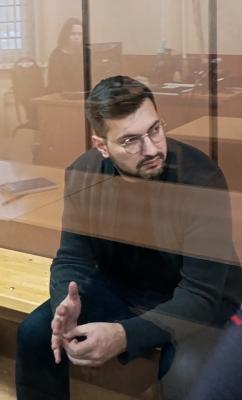 Суд в Рязани начинает рассмотрение дела в отношении Артёма Никитина
