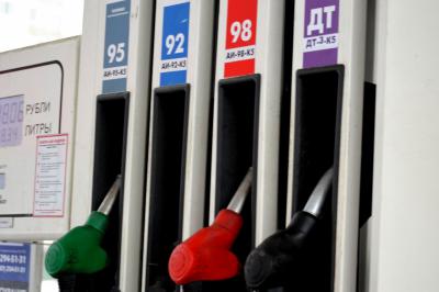 В Рязани обсудили причины повышения цен на бензин