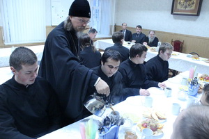Митрополит Рязанский и Михайловский Марк встретился с коллективом Рязанской православной духовной семинарии
