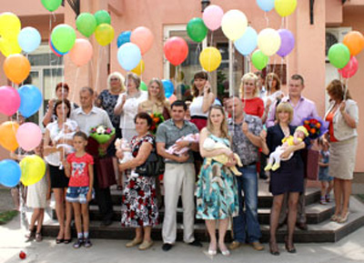 В Рязани торжественно зарегистрировали пятерых детей