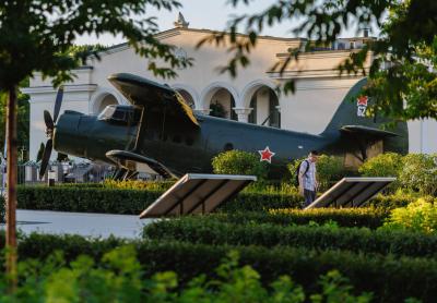 Рязанскую ВДНХ покинул самолёт Ан-2