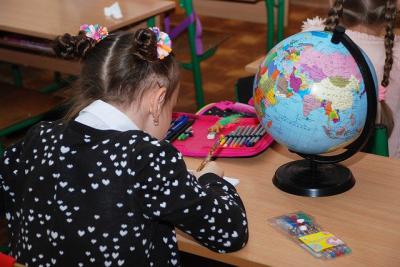 МТС Банк изучил, сколько россияне тратят на подготовку детей к учебному году