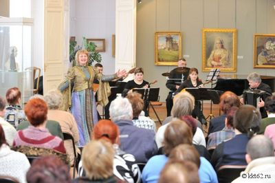 В Рязанском художественном музее провели концерт для ветеранов