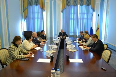 Олег Ковалёв встретился с представителями региона в Госдуме РФ и Совфеде ФС РФ