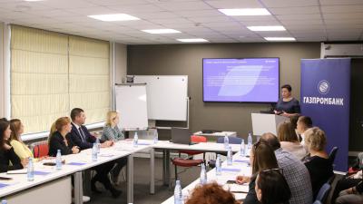 Экспортерам Рязани рассказали о проведении валютных операций в условиях санкций