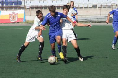 В первых трёх матчах зонального турнира «Кожаный мяч» в Рязани две победы одержала команда из Сасово