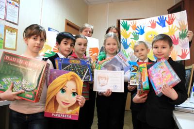 Рязанские школьники собрали подарки воспитанникам интернатных учреждений
