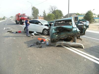 В результате столкновения Hyundai и ВАЗ-2110 пострадало два ребёнка