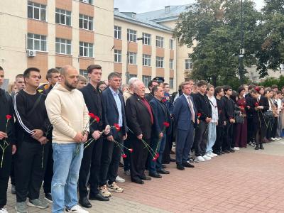 В Рязани прошла акция, приуроченная к Дню солидарности в борьбе с терроризмом