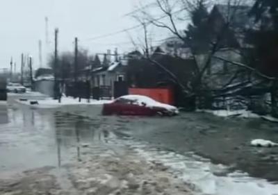 Улица Окская в Рязани оказалась под водой