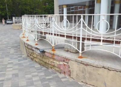 Главный вход Дворца бракосочетаний в Рязани отремонтируют до конца осени