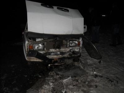 На трассе под Рязанью столкнулись два отечественных авто, пострадали три человека